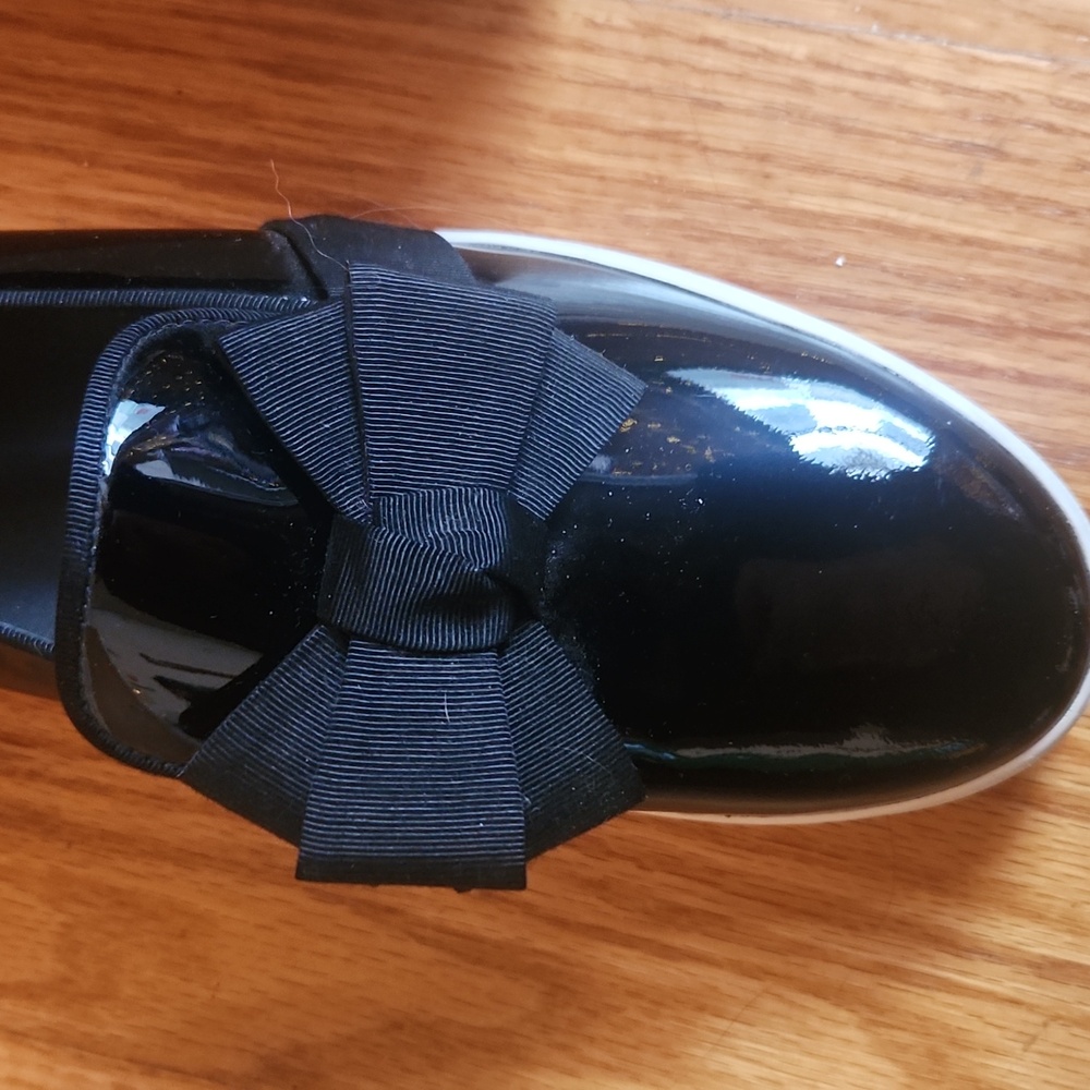 Black Patent Leather Slide Sneakers with Bow - Picture 5 of 5